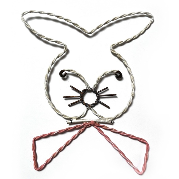 Wire Rabbit - Picture 2 of 3
